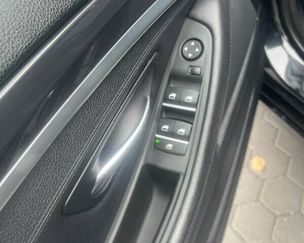 Черный БМВ 5 Серия, объемом двигателя 2 л и пробегом 306 тыс. км за 13900 $, фото 9 на Automoto.ua