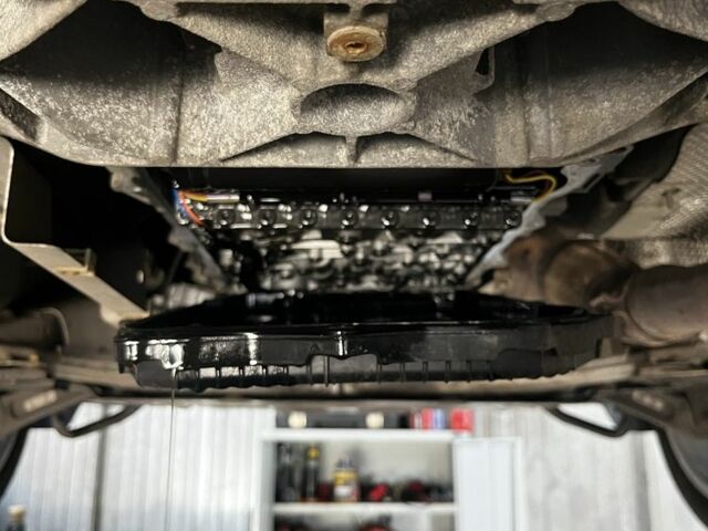 Чорний БМВ 5 Серія, об'ємом двигуна 2 л та пробігом 386 тис. км за 14500 $, фото 13 на Automoto.ua