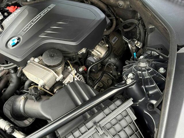 Чорний БМВ 5 Серія, об'ємом двигуна 2 л та пробігом 300 тис. км за 15000 $, фото 6 на Automoto.ua