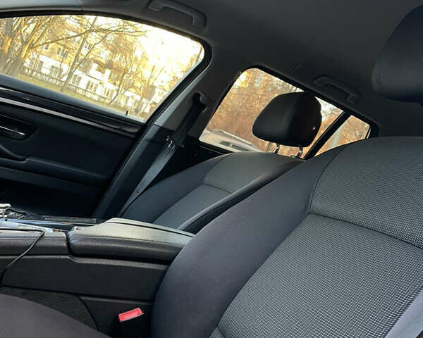 Черный БМВ 5 Серия, объемом двигателя 2 л и пробегом 245 тыс. км за 12900 $, фото 10 на Automoto.ua