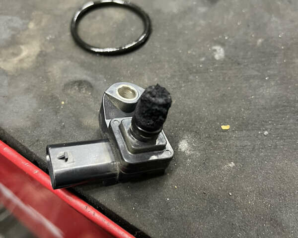 Черный БМВ 5 Серия, объемом двигателя 2 л и пробегом 249 тыс. км за 17706 $, фото 46 на Automoto.ua