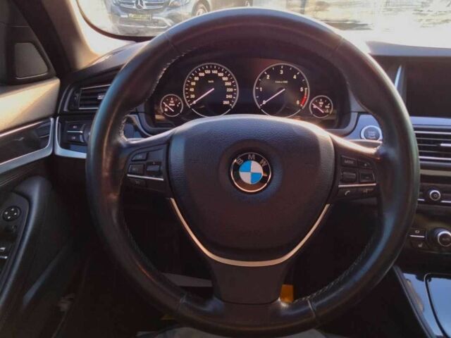 Чорний БМВ 5 Серія, об'ємом двигуна 2 л та пробігом 213 тис. км за 13900 $, фото 11 на Automoto.ua