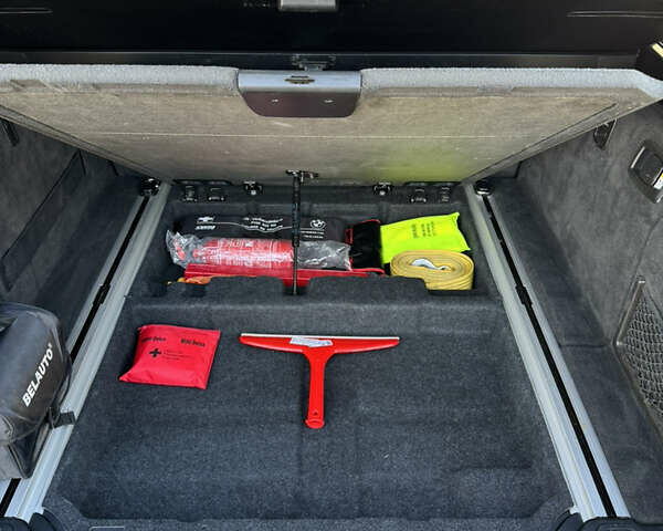 Чорний БМВ 5 Серія, об'ємом двигуна 2.99 л та пробігом 272 тис. км за 23500 $, фото 16 на Automoto.ua