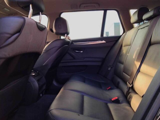 Чорний БМВ 5 Серія, об'ємом двигуна 2 л та пробігом 213 тис. км за 13900 $, фото 14 на Automoto.ua