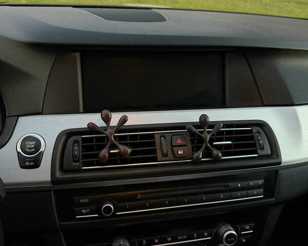 Черный БМВ 5 Серия, объемом двигателя 3 л и пробегом 324 тыс. км за 16950 $, фото 27 на Automoto.ua