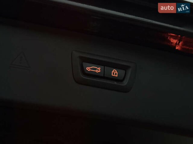 Черный БМВ 5 Серия, объемом двигателя 3 л и пробегом 324 тыс. км за 16950 $, фото 76 на Automoto.ua