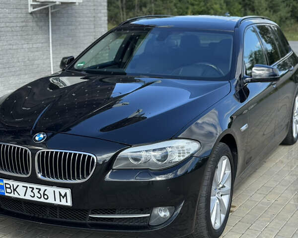Черный БМВ 5 Серия, объемом двигателя 2.99 л и пробегом 295 тыс. км за 16650 $, фото 8 на Automoto.ua