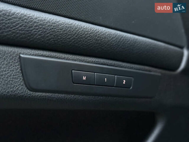 Черный БМВ 5 Серия, объемом двигателя 3 л и пробегом 324 тыс. км за 16950 $, фото 65 на Automoto.ua