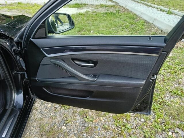 Черный БМВ 5 Серия, объемом двигателя 3 л и пробегом 258 тыс. км за 16900 $, фото 17 на Automoto.ua