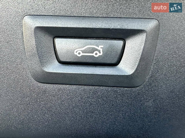 БМВ 5 Серія 2014 у Дніпро (Дніпропетровську) на Automoto.ua Чорний БМВ 5 Серія, об'ємом двигуна 2 л та пробігом 275 тис. км за 14999 $, фото 23 на Automoto.ua