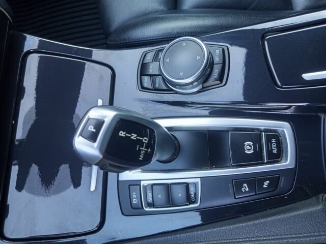 Черный БМВ 5 Серия, объемом двигателя 3 л и пробегом 258 тыс. км за 16900 $, фото 3 на Automoto.ua