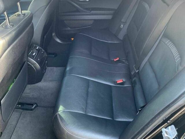 Чорний БМВ 5 Серія, об'ємом двигуна 3 л та пробігом 211 тис. км за 18900 $, фото 5 на Automoto.ua