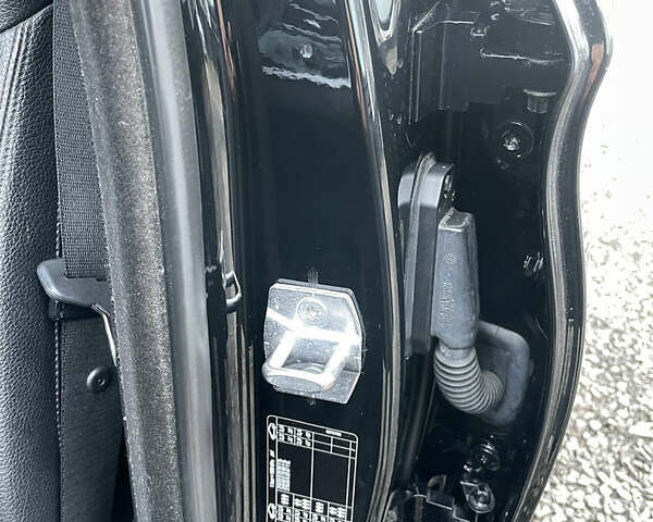 Черный БМВ 5 Серия, объемом двигателя 2 л и пробегом 272 тыс. км за 15900 $, фото 18 на Automoto.ua