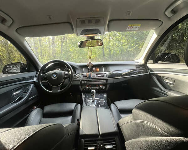 Черный БМВ 5 Серия, объемом двигателя 2 л и пробегом 228 тыс. км за 20603 $, фото 9 на Automoto.ua