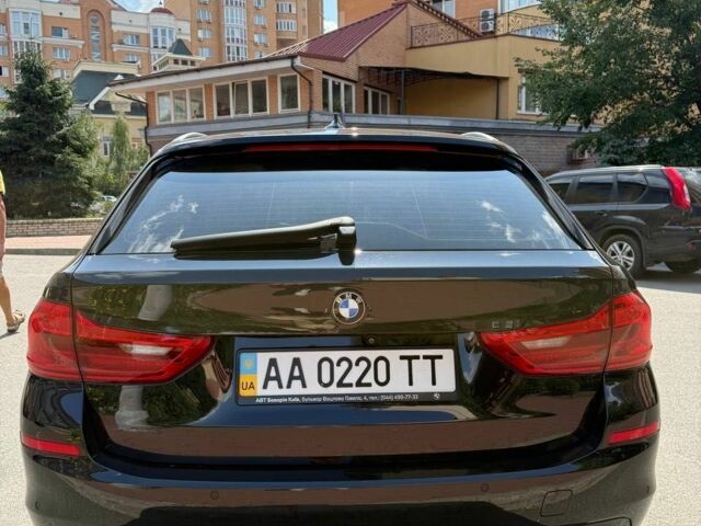 Черный БМВ 5 Серия, объемом двигателя 2 л и пробегом 137 тыс. км за 29900 $, фото 4 на Automoto.ua