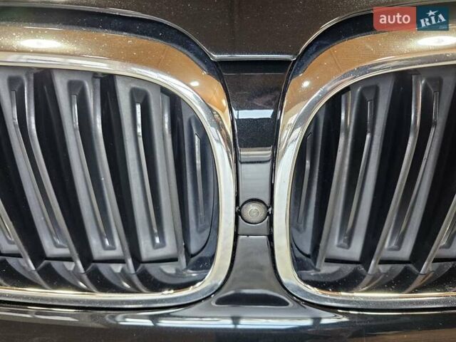 Черный БМВ 5 Серия, объемом двигателя 3 л и пробегом 205 тыс. км за 31999 $, фото 71 на Automoto.ua