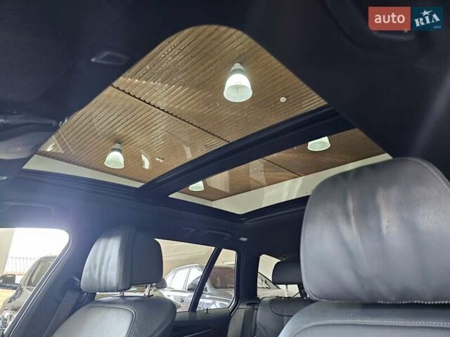 Черный БМВ 5 Серия, объемом двигателя 3 л и пробегом 205 тыс. км за 31999 $, фото 36 на Automoto.ua