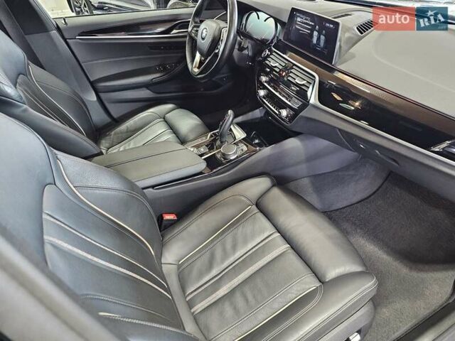 Черный БМВ 5 Серия, объемом двигателя 3 л и пробегом 205 тыс. км за 31999 $, фото 55 на Automoto.ua