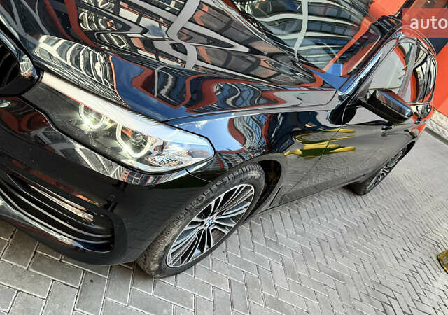 БМВ 5 Серия 2017 в Хмельницком на Automoto.ua Черный БМВ 5 Серия, объемом двигателя 2 л и пробегом 294 тыс. км за 21999 $, фото 8 на Automoto.ua