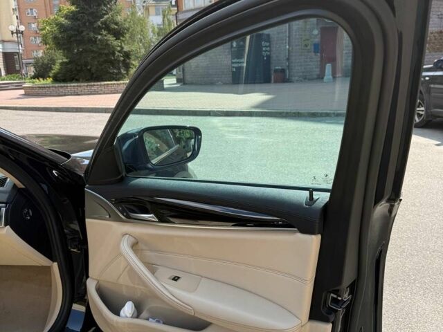 Черный БМВ 5 Серия, объемом двигателя 2 л и пробегом 137 тыс. км за 29900 $, фото 13 на Automoto.ua