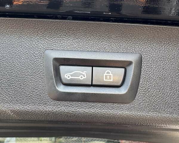 Черный БМВ 5 Серия, объемом двигателя 2.99 л и пробегом 221 тыс. км за 36400 $, фото 39 на Automoto.ua