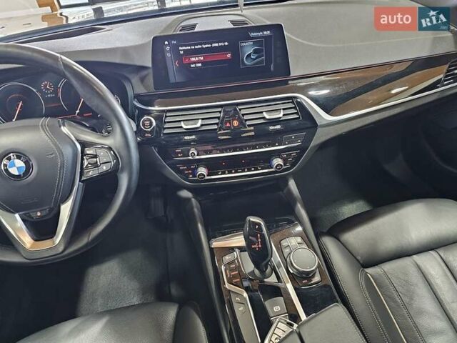 Черный БМВ 5 Серия, объемом двигателя 3 л и пробегом 205 тыс. км за 31999 $, фото 44 на Automoto.ua