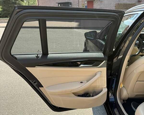 Черный БМВ 5 Серия, объемом двигателя 2 л и пробегом 138 тыс. км за 29900 $, фото 23 на Automoto.ua