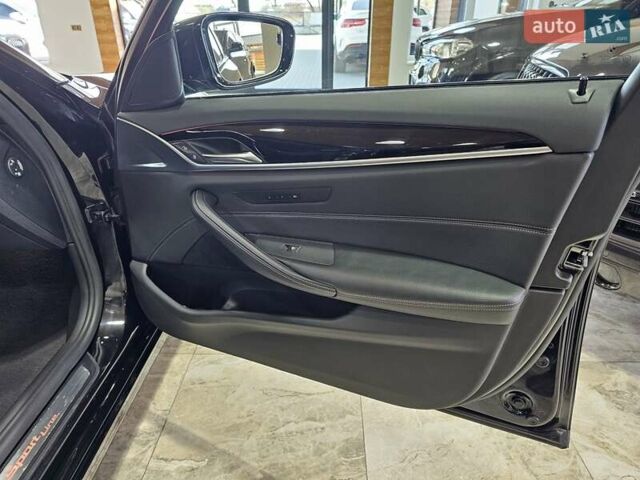 Черный БМВ 5 Серия, объемом двигателя 3 л и пробегом 205 тыс. км за 31999 $, фото 60 на Automoto.ua