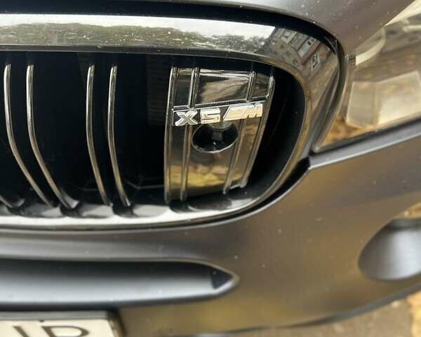 Черный БМВ 5 Серия, объемом двигателя 3 л и пробегом 140 тыс. км за 43000 $, фото 2 на Automoto.ua