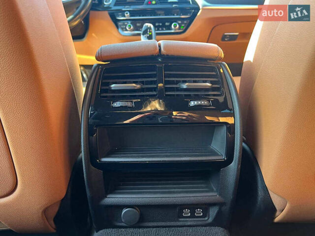 Черный БМВ 5 Серия, объемом двигателя 2 л и пробегом 190 тыс. км за 32790 $, фото 39 на Automoto.ua