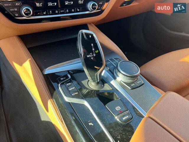 Черный БМВ 5 Серия, объемом двигателя 2 л и пробегом 190 тыс. км за 32790 $, фото 29 на Automoto.ua