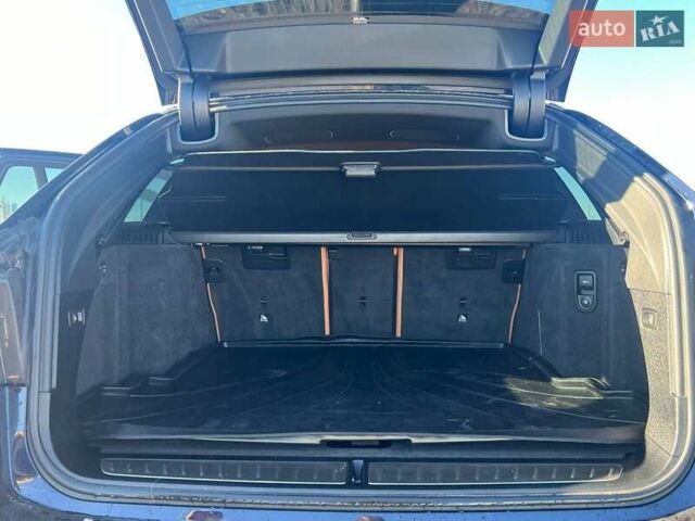 Черный БМВ 5 Серия, объемом двигателя 2 л и пробегом 190 тыс. км за 32790 $, фото 42 на Automoto.ua