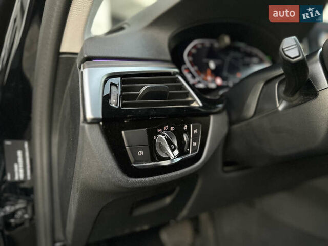 Черный БМВ 5 Серия, объемом двигателя 2 л и пробегом 203 тыс. км за 37500 $, фото 11 на Automoto.ua