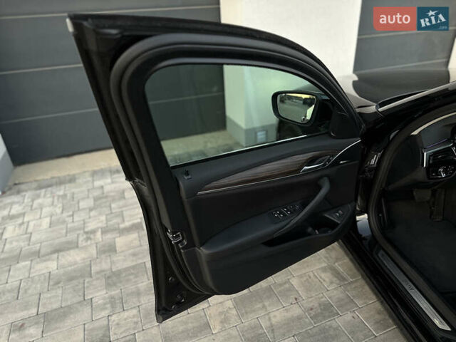 Черный БМВ 5 Серия, объемом двигателя 2 л и пробегом 203 тыс. км за 37500 $, фото 6 на Automoto.ua