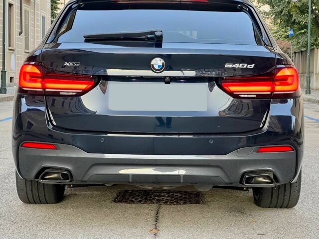 Чорний БМВ 5 Серія, об'ємом двигуна 3 л та пробігом 12 тис. км за 21900 $, фото 4 на Automoto.ua