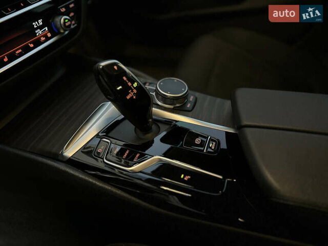 Черный БМВ 5 Серия, объемом двигателя 2 л и пробегом 203 тыс. км за 37500 $, фото 17 на Automoto.ua