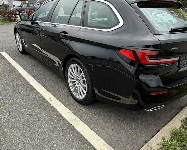 Чорний БМВ 5 Серія, об'ємом двигуна 2.99 л та пробігом 139 тис. км за 26057 $, фото 3 на Automoto.ua