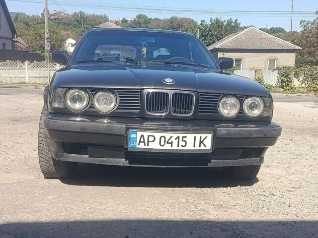 Черный БМВ 5 Серия, объемом двигателя 2 л и пробегом 350 тыс. км за 1800 $, фото 1 на Automoto.ua