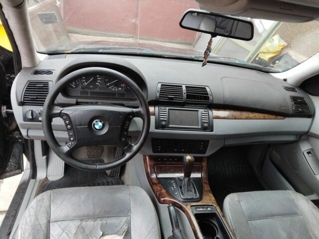 Черный БМВ 5 Серия, объемом двигателя 3 л и пробегом 320 тыс. км за 3100 $, фото 3 на Automoto.ua