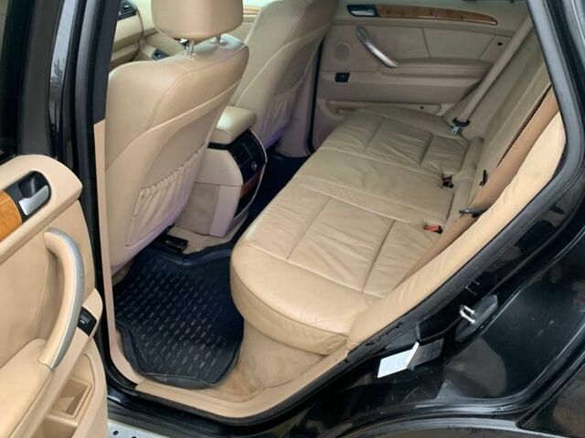 Черный БМВ 5 Серия, объемом двигателя 3 л и пробегом 325 тыс. км за 4800 $, фото 6 на Automoto.ua