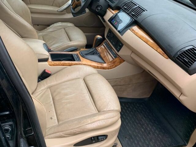 Черный БМВ 5 Серия, объемом двигателя 3 л и пробегом 325 тыс. км за 4800 $, фото 5 на Automoto.ua