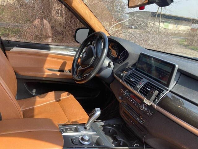 Чорний БМВ 5 Серія, об'ємом двигуна 3 л та пробігом 284 тис. км за 13300 $, фото 13 на Automoto.ua