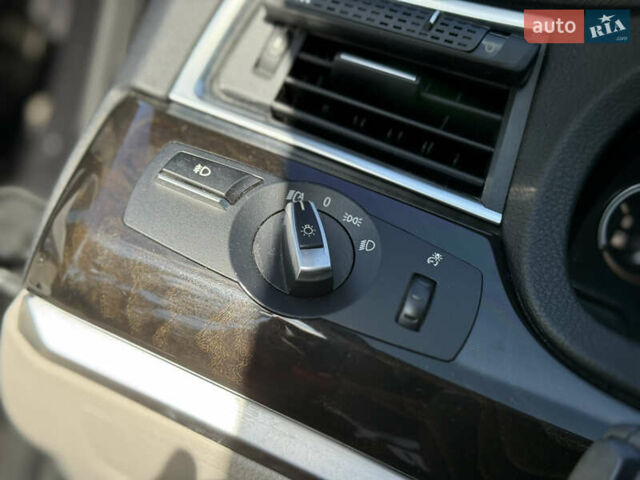 Чорний БМВ 5 Серія, об'ємом двигуна 3 л та пробігом 210 тис. км за 15000 $, фото 28 на Automoto.ua