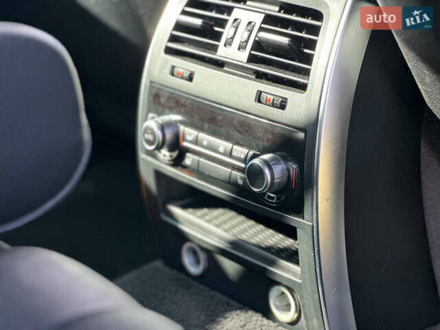 Черный БМВ 5 Серия, объемом двигателя 3 л и пробегом 316 тыс. км за 16900 $, фото 32 на Automoto.ua