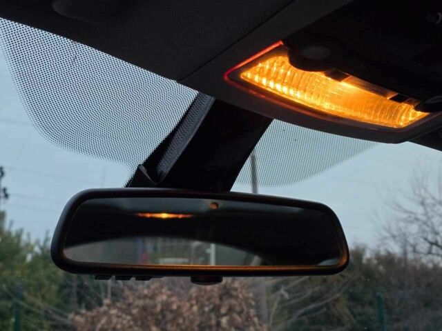 Черный БМВ 5 Серия, объемом двигателя 3 л и пробегом 240 тыс. км за 12499 $, фото 11 на Automoto.ua