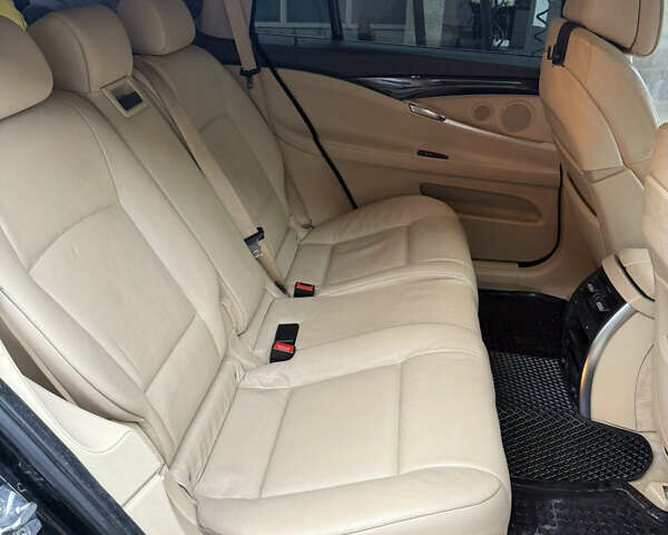 Черный БМВ 5 Серия, объемом двигателя 2.99 л и пробегом 235 тыс. км за 15300 $, фото 14 на Automoto.ua