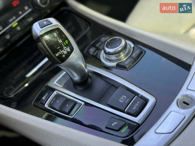 Чорний БМВ 5 Серія, об'ємом двигуна 3 л та пробігом 210 тис. км за 15000 $, фото 27 на Automoto.ua