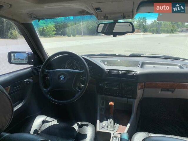 Фиолетовый БМВ 5 Серия, объемом двигателя 4 л и пробегом 380 тыс. км за 5250 $, фото 18 на Automoto.ua