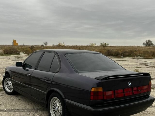 Фіолетовий БМВ 5 Серія, об'ємом двигуна 2.8 л та пробігом 482 тис. км за 4300 $, фото 3 на Automoto.ua