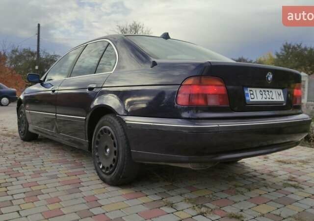 Фиолетовый БМВ 5 Серия, объемом двигателя 1.99 л и пробегом 400 тыс. км за 4000 $, фото 2 на Automoto.ua